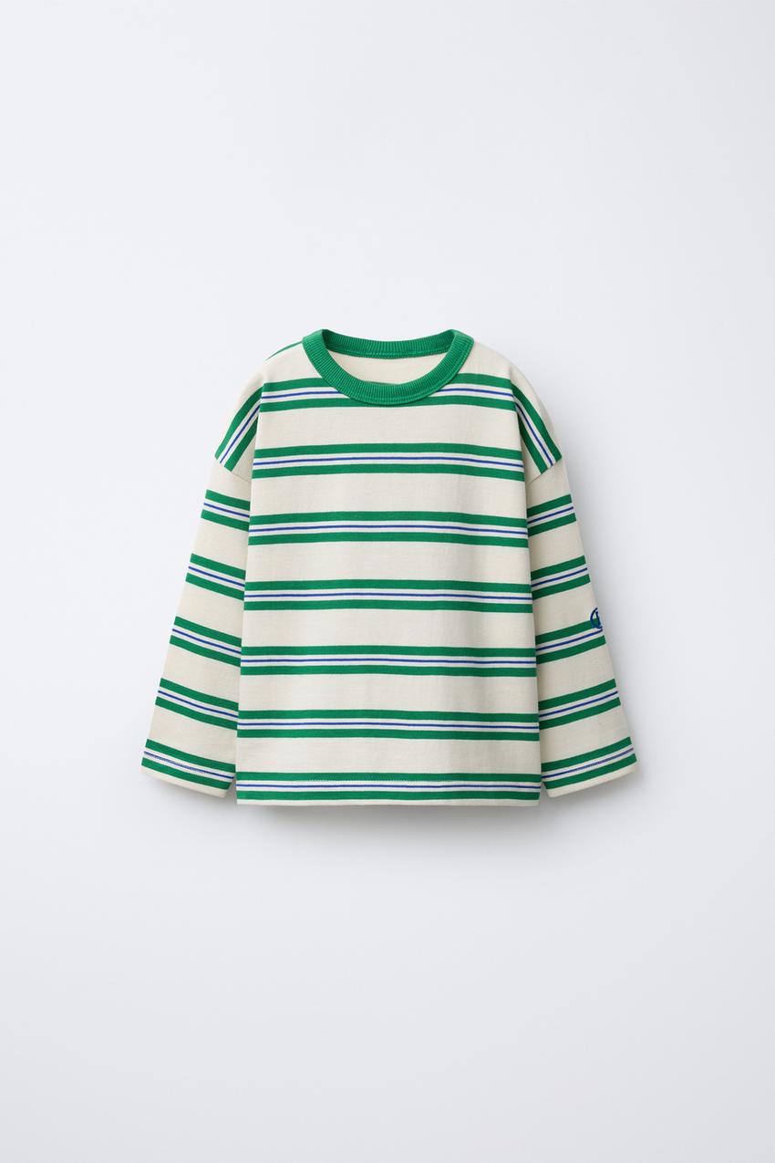 Camiseta listrada bordada